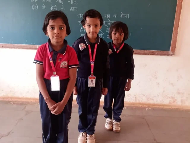 Hindi Handwriting Competition (4)