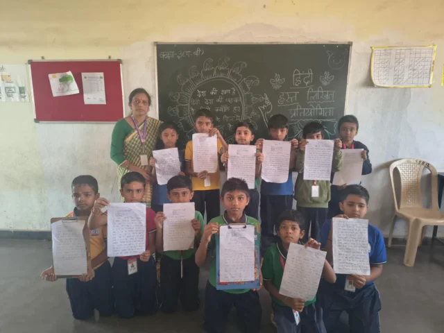 Hindi Handwriting Competition (8)